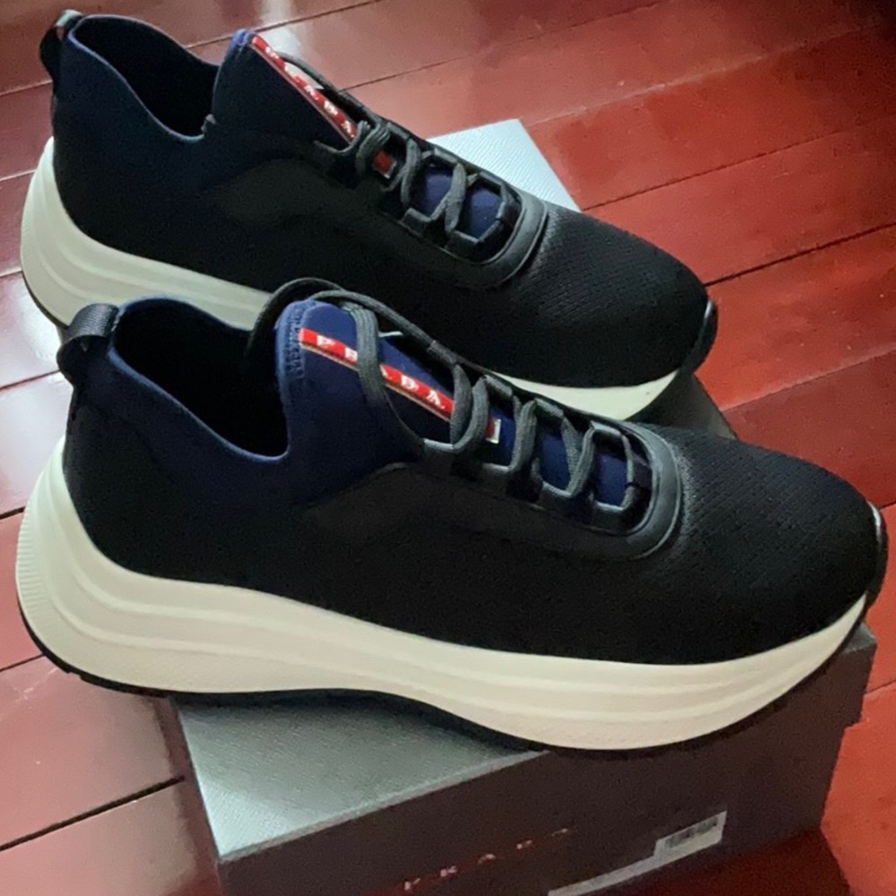 Prada men sneaker brand new EURO size 40